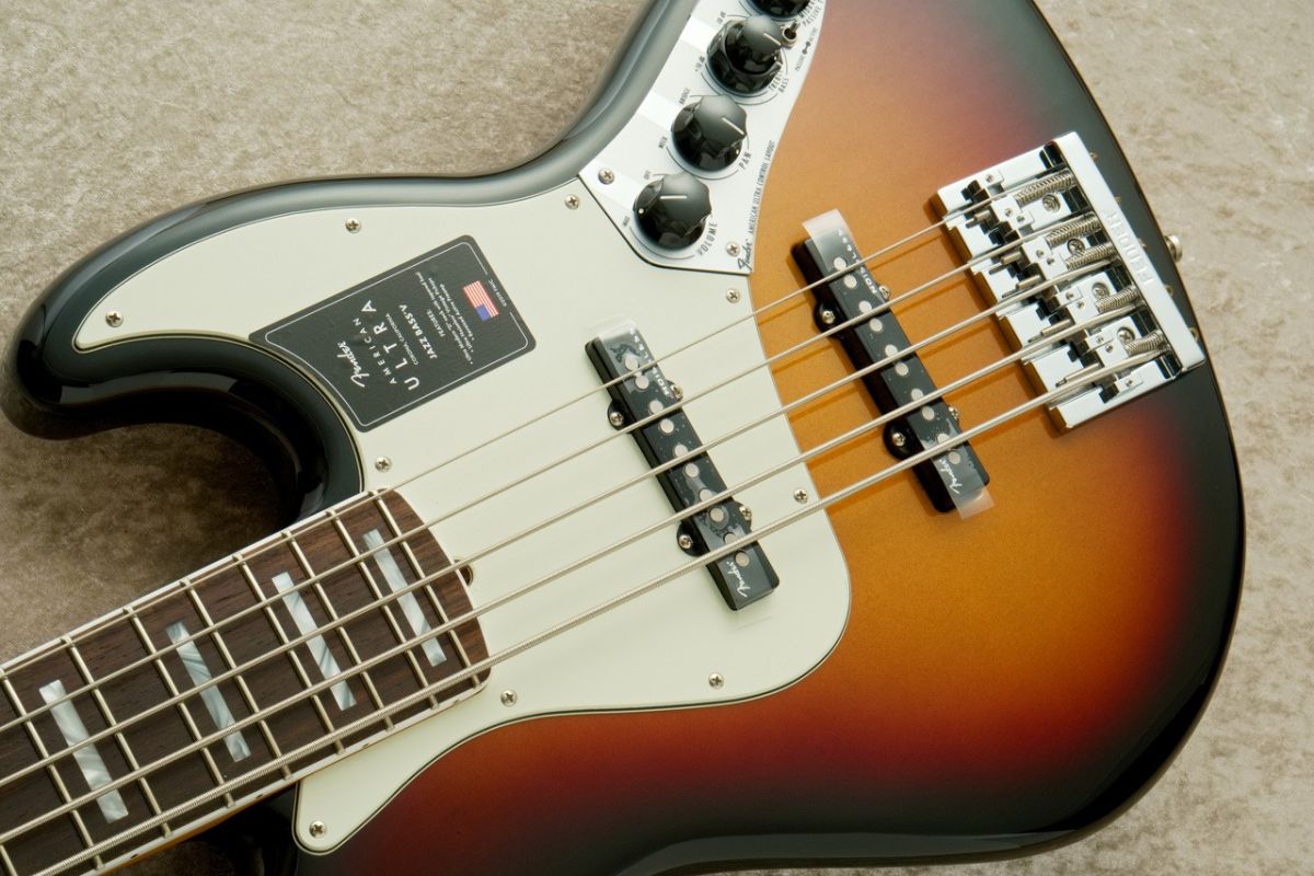 American Ultra Jazz Bass V -Ultraburst- | 【クロサワ楽器店