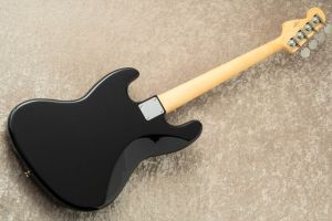 Made in Japan Traditional II 60s Jazz Bass -Black- | 【クロサワ