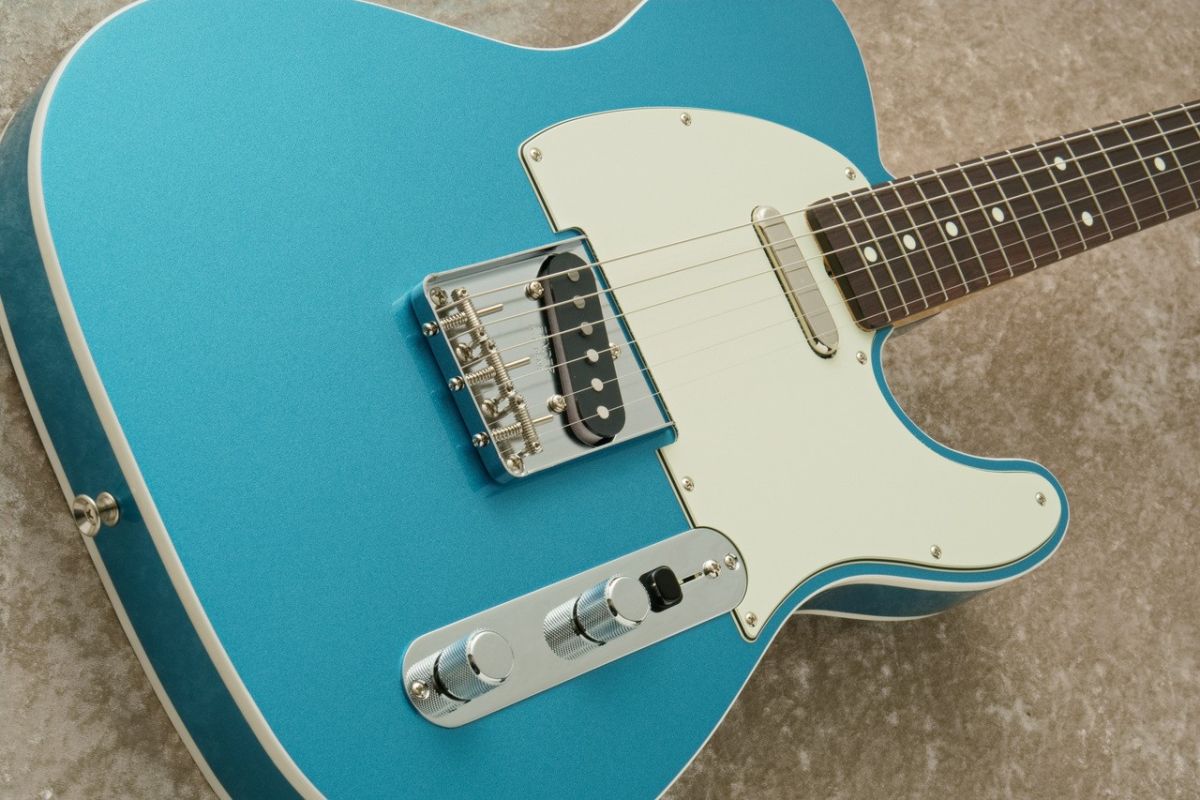 FSR Made in Japan Traditional II 60s Telecaster Custom -Lake