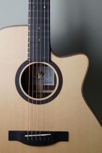 新品！MORRIS S-101M 南澤大介モデル アコースティックギター MORRIS 【Hand Made Premium】 S-101III モーリス ｜イケベ楽器