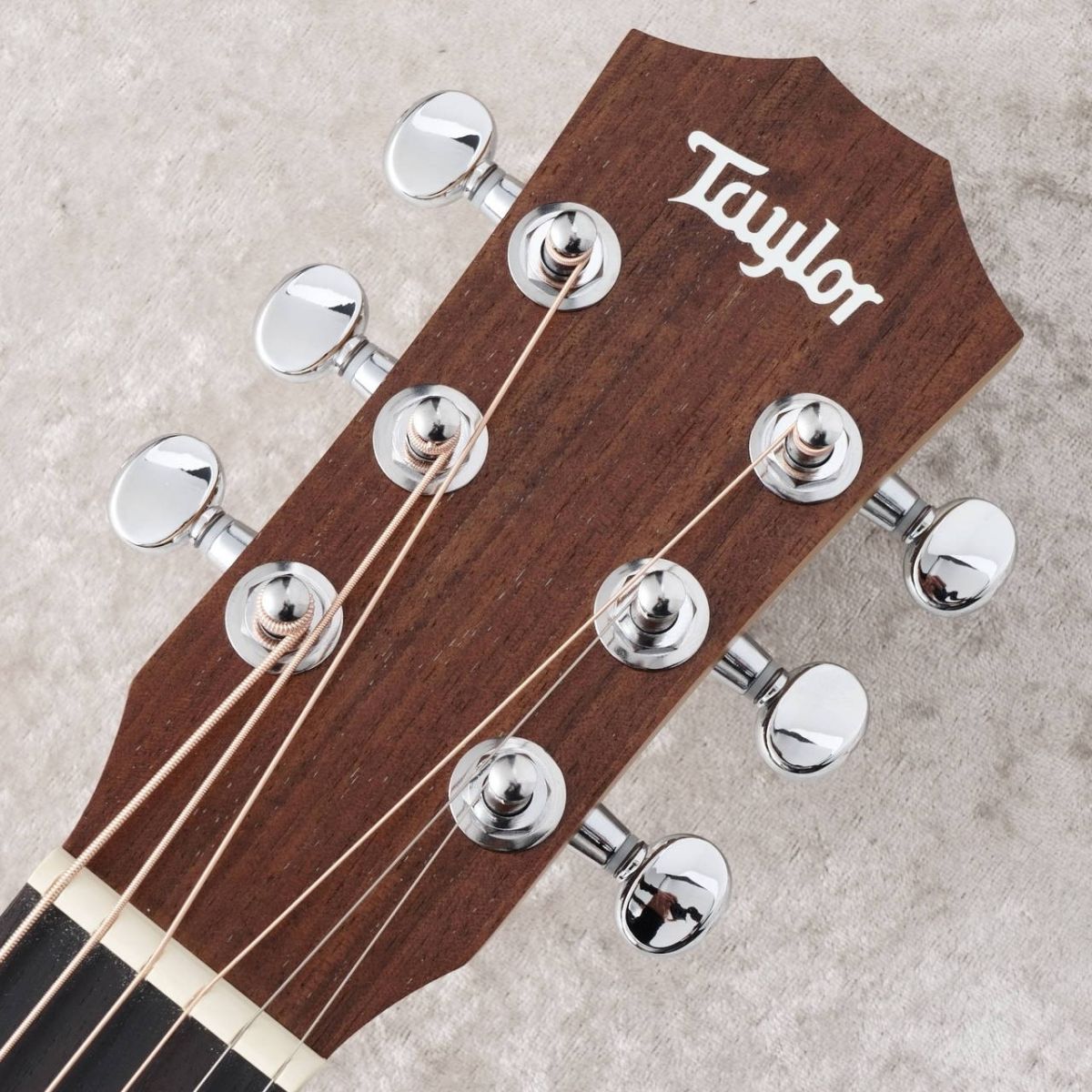 Baby Taylor With A Baby Cracked Neck/Headstock (Photos