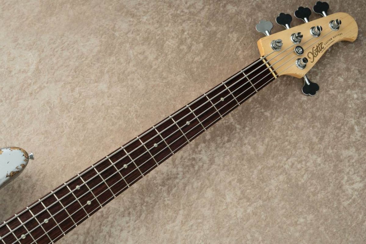 XJ-1T 5st Heavy Aged -Inca Silver Over 3 Tone Sunburst