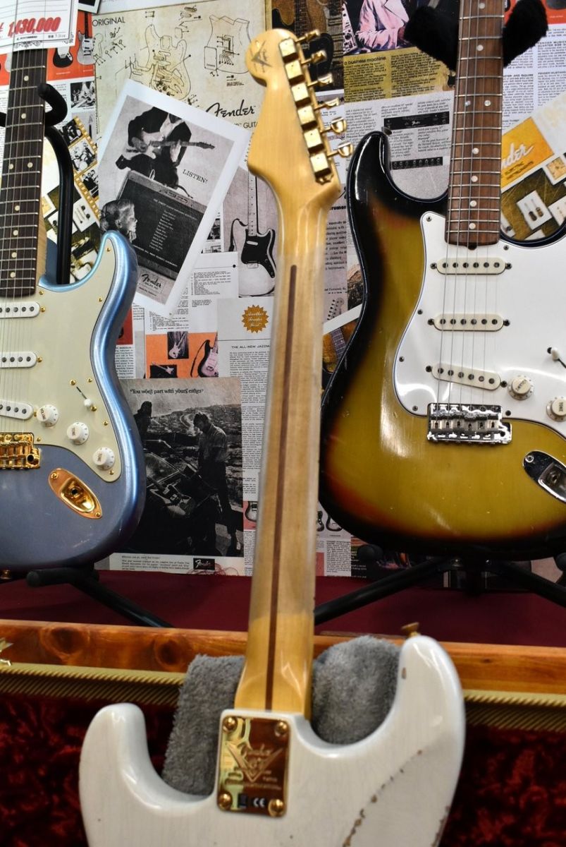 70th Anniversary 1954 Stratocaster Relic Desert Tan