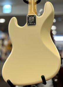 ベースギターAya Amazon.com: Sterling By Music Man StingRay Classic RAY25CA