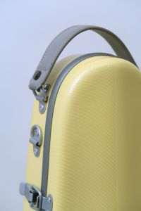 Carbon Mac　カーボンマック　バイオリンケース　新色バターイエロー お取り寄せ品】CarbonMac CFV-2 バターイエロー/グレーライン