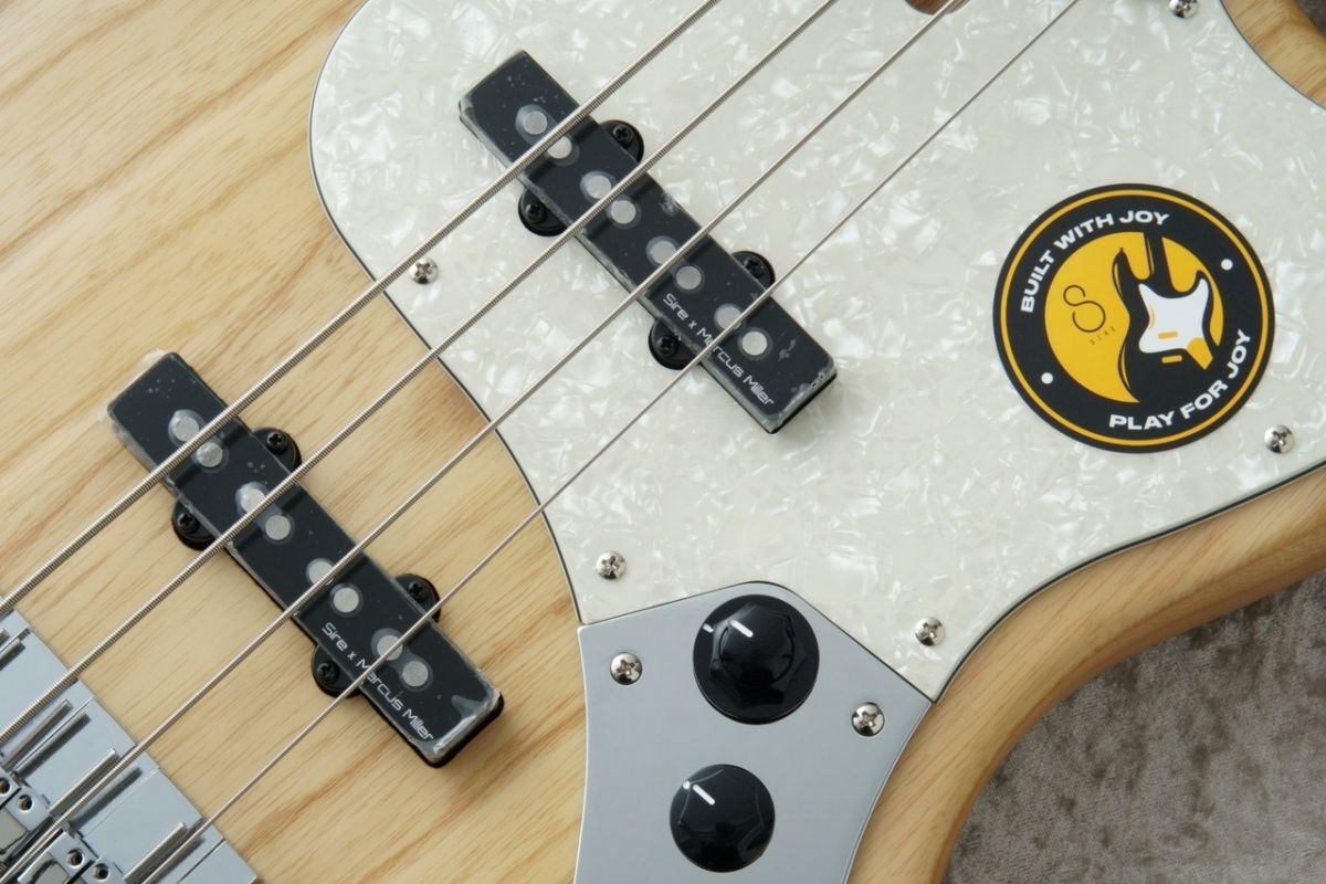 V7 Ash-4 Reissue -Natural Satin / NT.S- | 【クロサワ楽器店