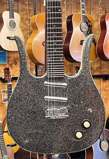 ダンエレクトロ ロングホーン 31フレット Guitarlin