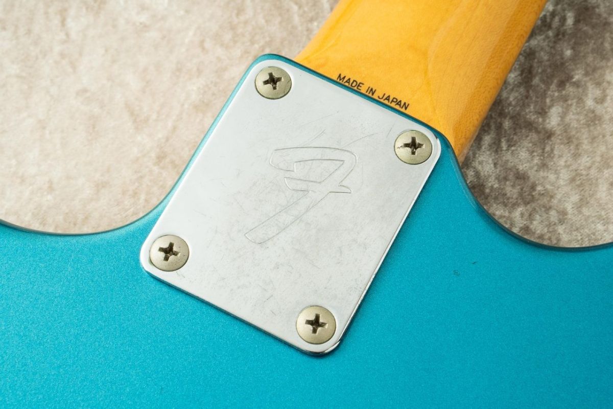 Fender Japan MG69 OLB フェンダージャパン ムスタング MG69 -OLB- | 【クロサワ楽器店オンラインショップ】いい楽器と
