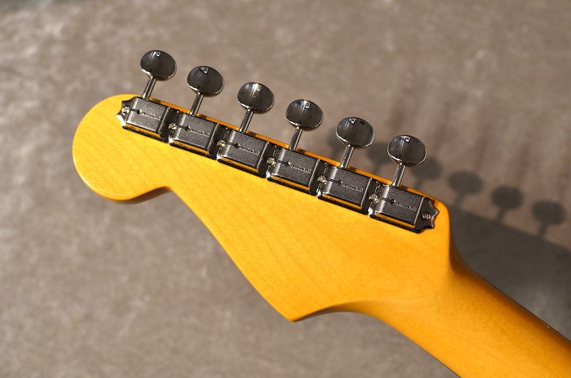 American Vintage II 1961 Stratocaster ～3-Color Sunburst