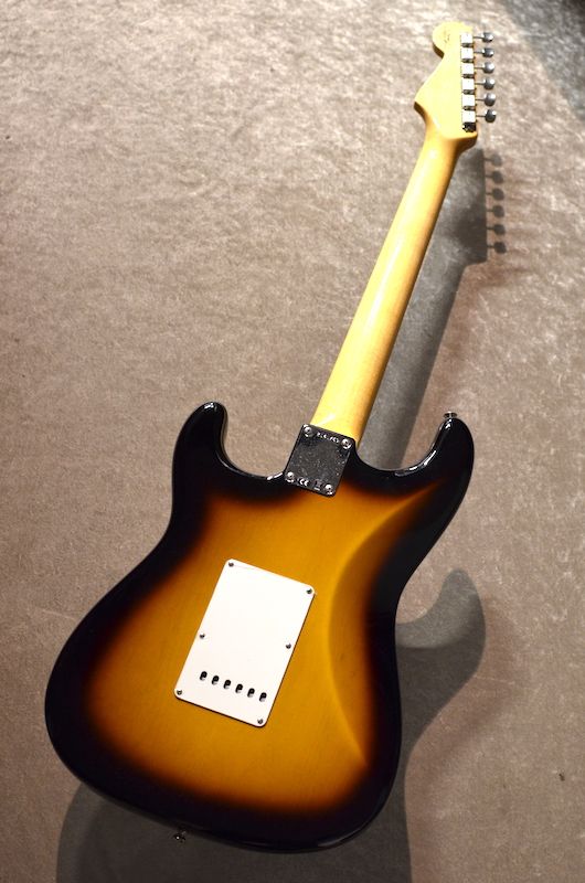 ノーブランド、ストラトタイプ出音ＯＫ Vintage Custom 1959 Stratocaster NOS ～Wide Black Faded 2