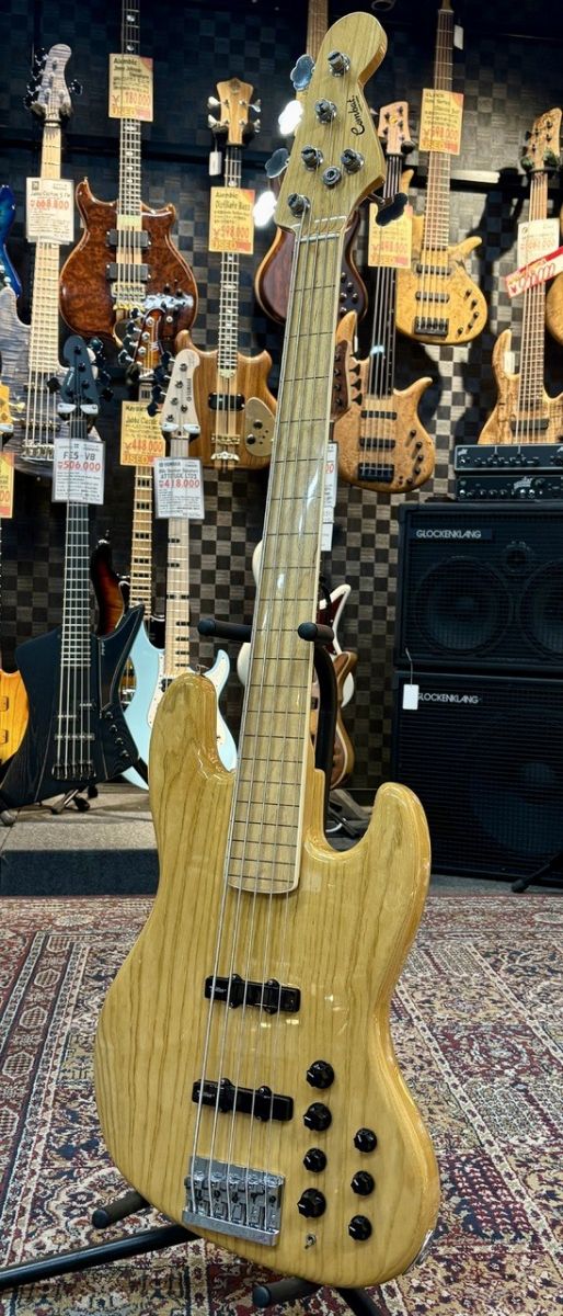 COMBAT GUITARS ディンキーJBタイプ5弦ベース