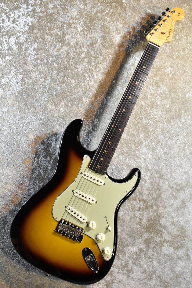 Vintage Custom 1959 Stratocaster N.O.S Wide Black Faded 2TS