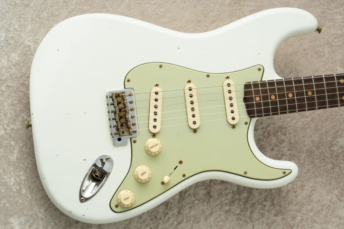 1960 Stratocaster Journeyman Relic -Olympic White- | 【クロサワ