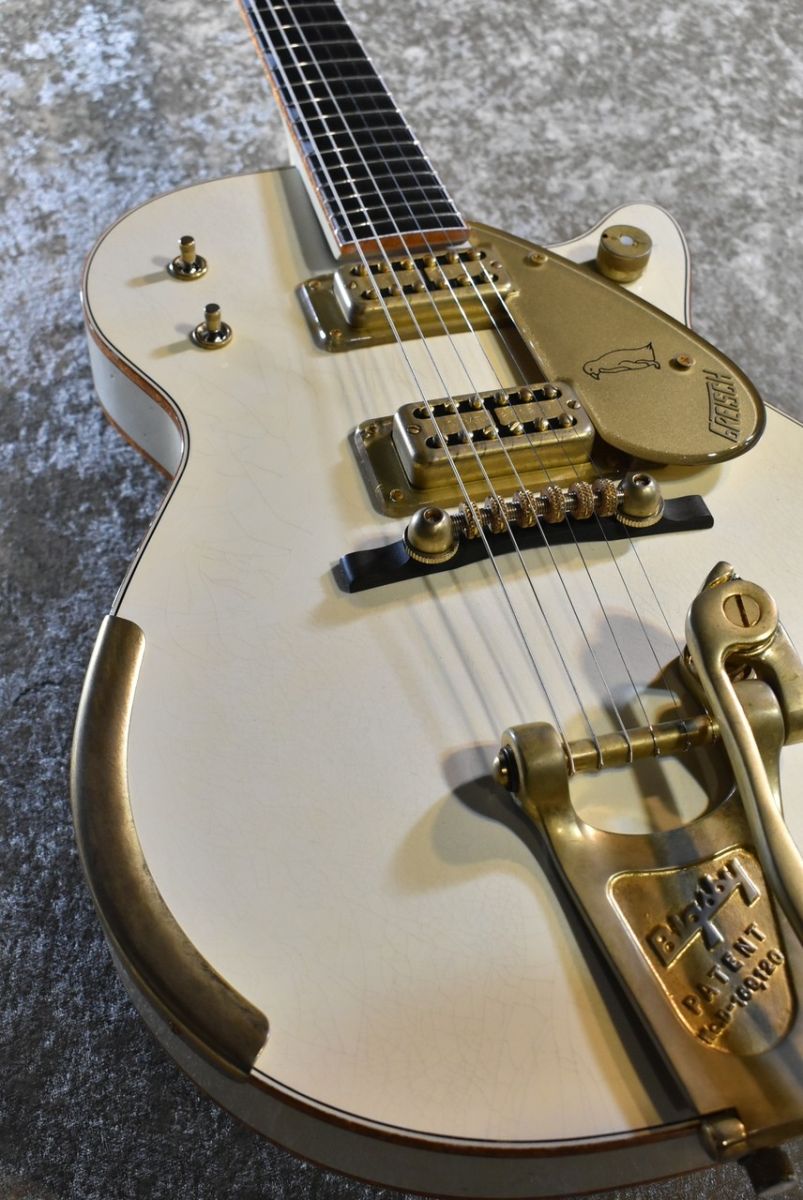 Custom Shop G6134CS 1959 White Penguin Relic by Chad