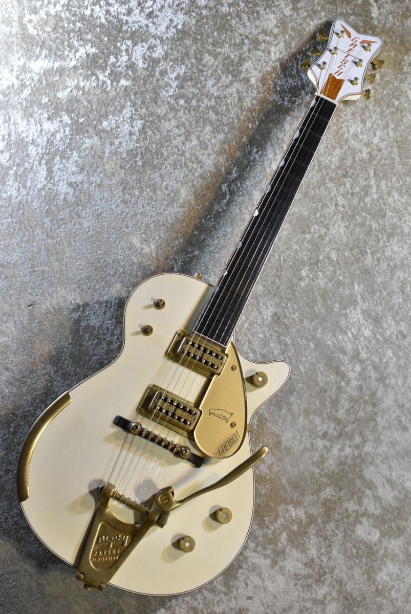 Custom Shop G6134CS 1959 White Penguin Relic by Chad Henrichsen