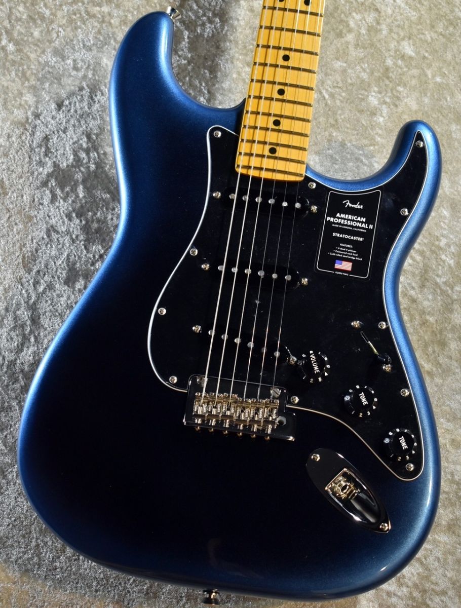 AMERICAN PROFESSIONAL II STRATOCASTER Dark Night #US23049207
