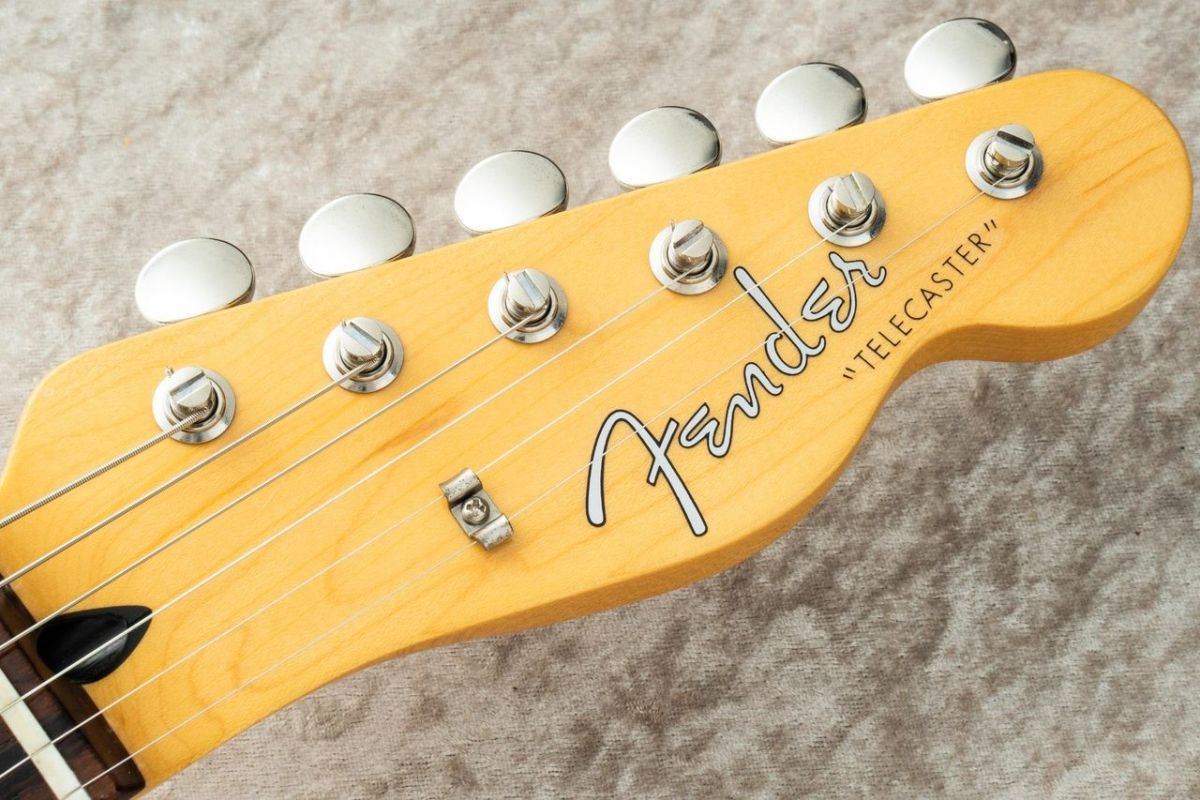 FSR Made in Japan Hybrid 60s Telecaster Quilt Top -Transparent