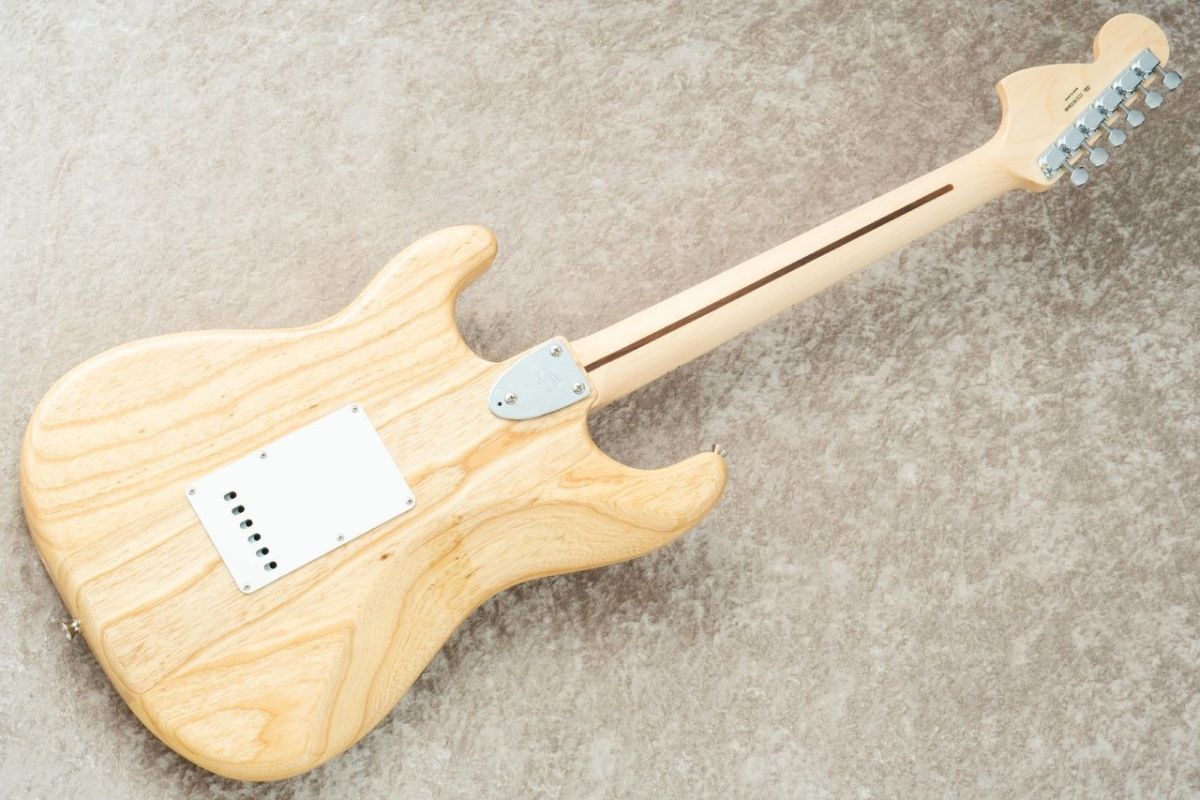 Made in Japan Traditional II 70s Stratocaster Mod. -Natural