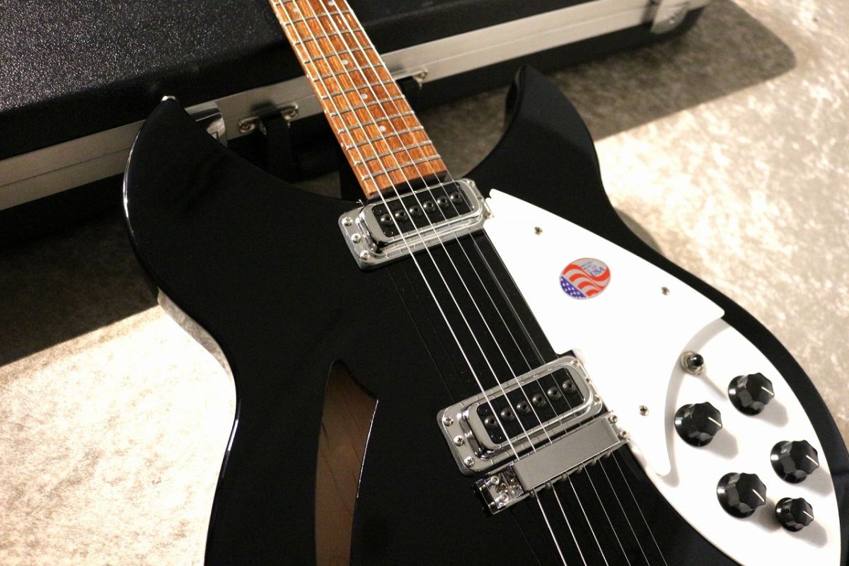 【Itami】Rickenbacker 330 Jetglo 2022年製 rockin-daddy_rb-330-jetglo