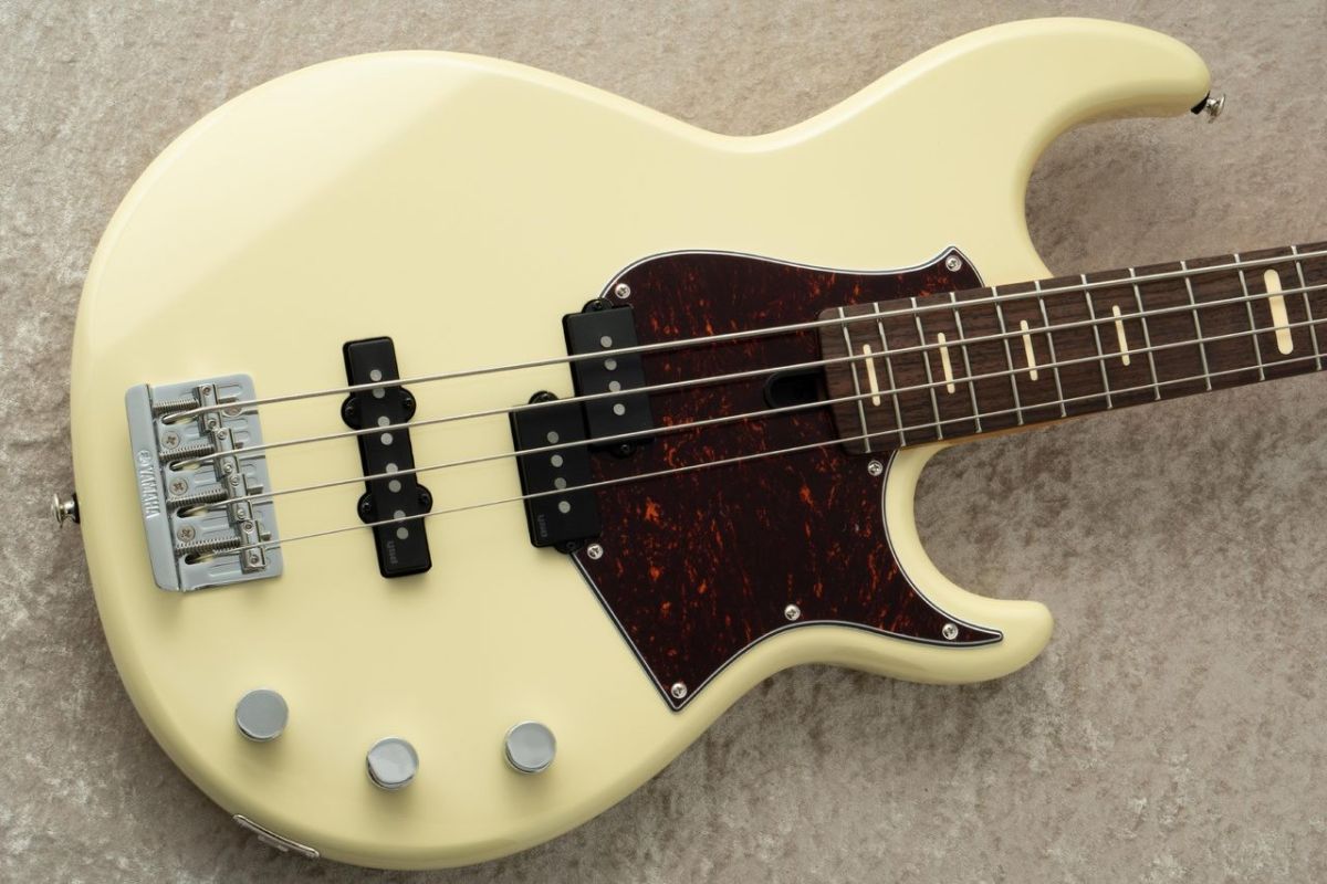 ★美品★ YAMAHA BBP34 Vintage White YAMAHA BBP34 (Vintage White) ｜イケベ楽器店オンラインストア