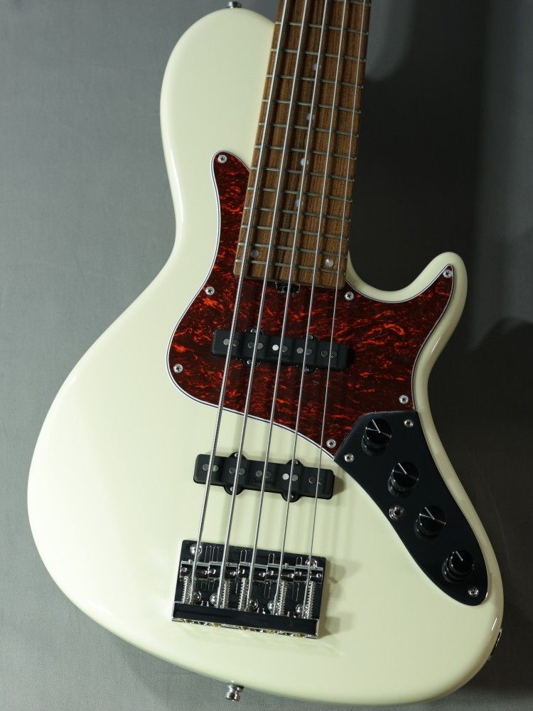 ML24 SV5 Vintage Single Cut Bass Alder Solid Olympic White