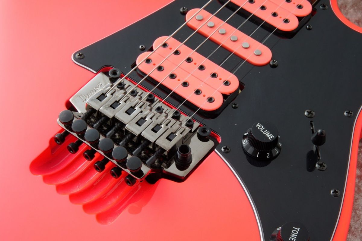 JEMJRSP Steve Vai Signature Model -PK / Pink- | 【クロサワ