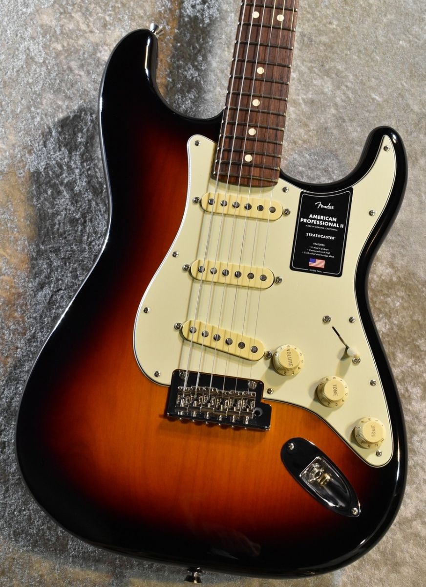 新品未使用Fender / American Professional II AMERICAN PROFESSIONAL II STRATOCASTER MOD #US230002798