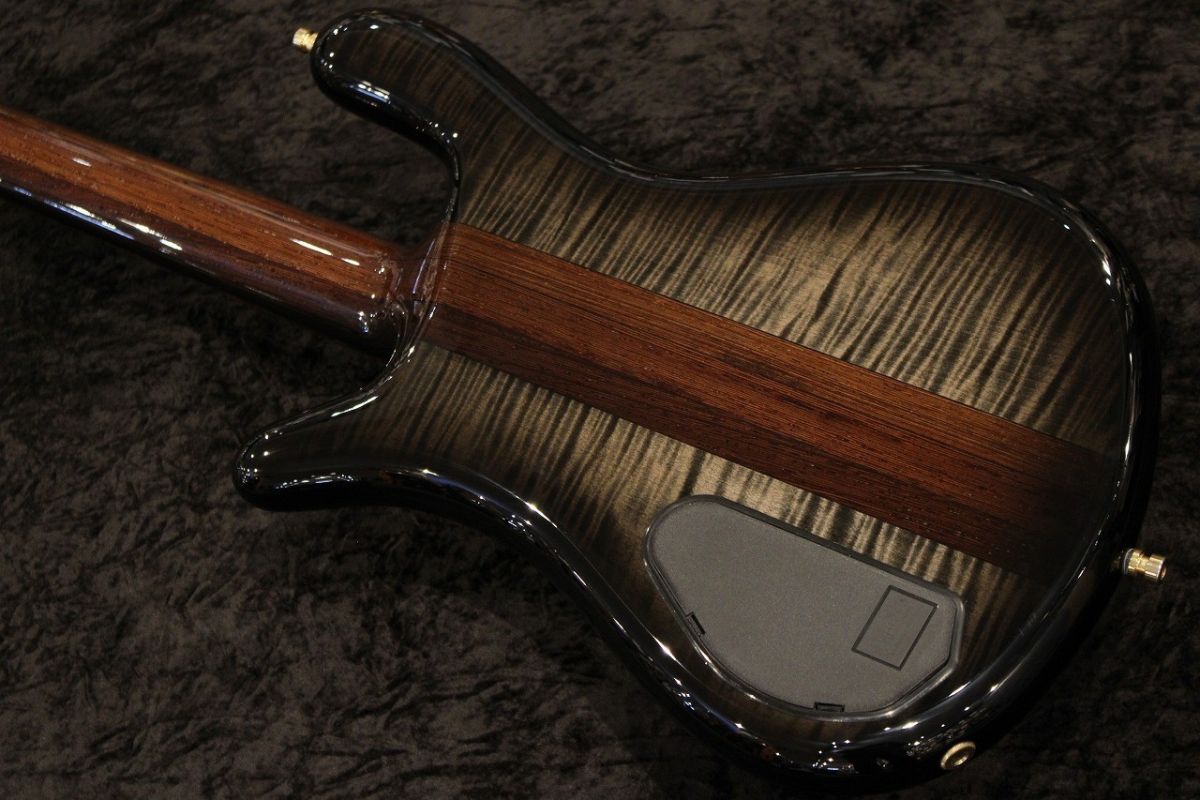 Custom Shop Masterbuilt Streamer Stage I Classic Line 4st Nirvana