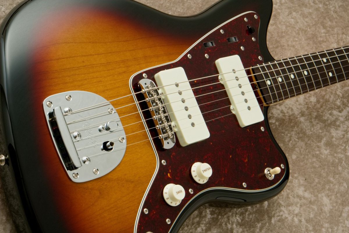 FSR Made in Japan Traditional 60s Jazzmaster -3 Tone Sunburst