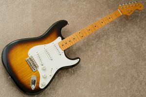 FSR Made in Japan Traditional II 50s Stratocaster -2 Tone Sunburst
