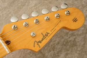FSR Made in Japan Traditional II 50s Stratocaster -2 Tone Sunburst