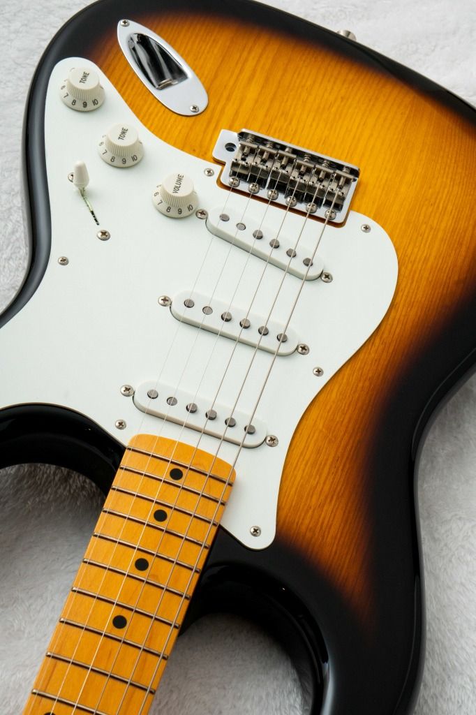 FSR Made in Japan Traditional 50s Stratocaster 2-Tone Sunburst