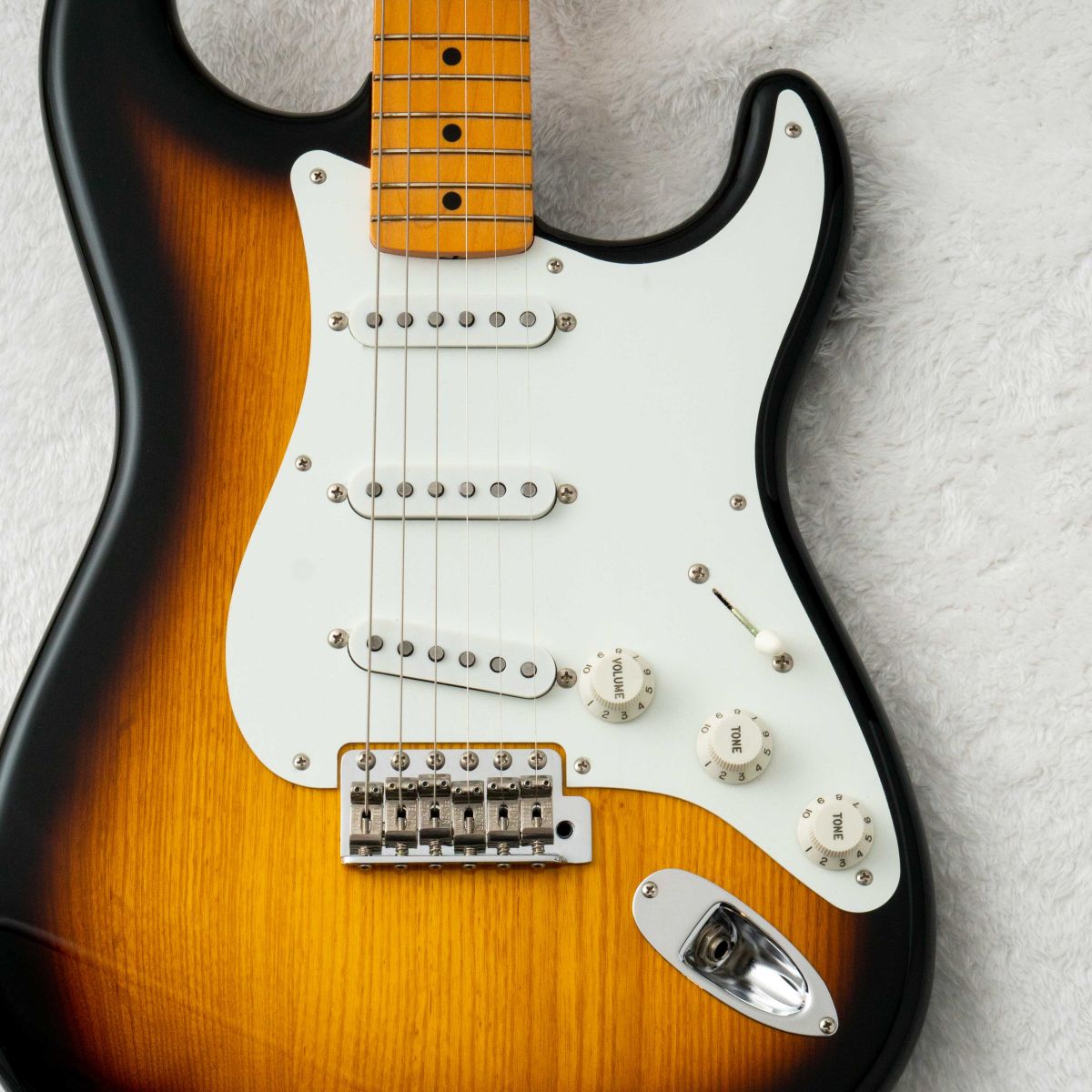 FSR Made in Japan Traditional 60s Stratocaster Fiesta Red