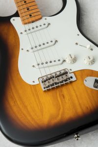 FSR Made in Japan Traditional 50s Stratocaster 2-Tone Sunburst