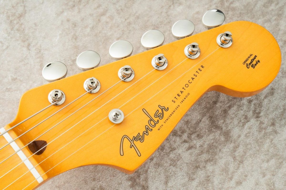 FSR Made in Japan Traditional II 50s Stratocaster -2 Tone Sunburst