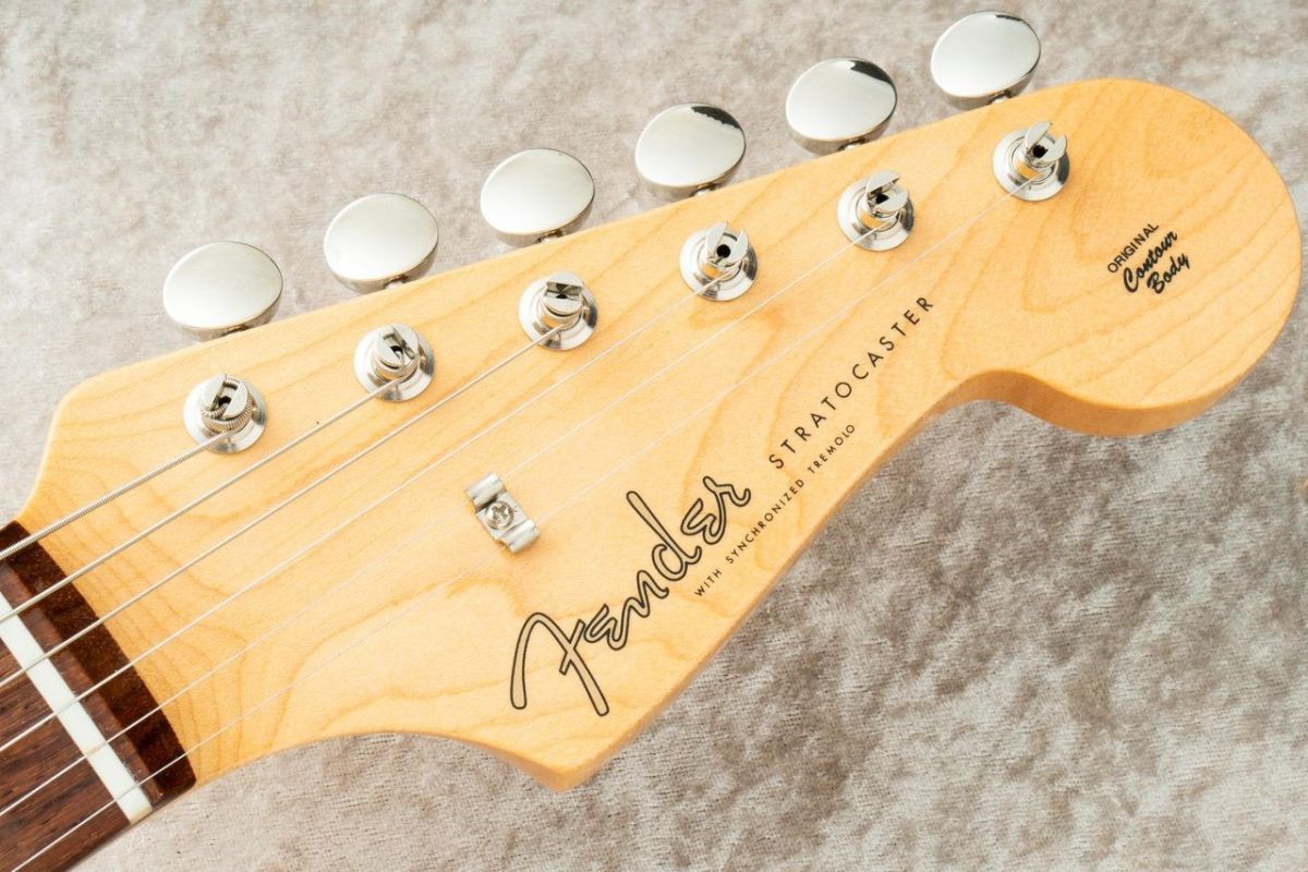 FENDER Stratocaster 11月30日まで値下げ中！ FENDER Stratocaster 11月30日まで値下げ中！ The Strat Night 2024