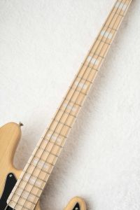 Made in Japan Traditional II 70s Jazz Bass Natural | 【クロサワ