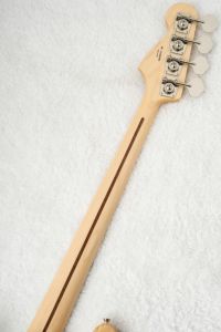 Made in Japan Traditional II 70s Jazz Bass Natural | 【クロサワ 