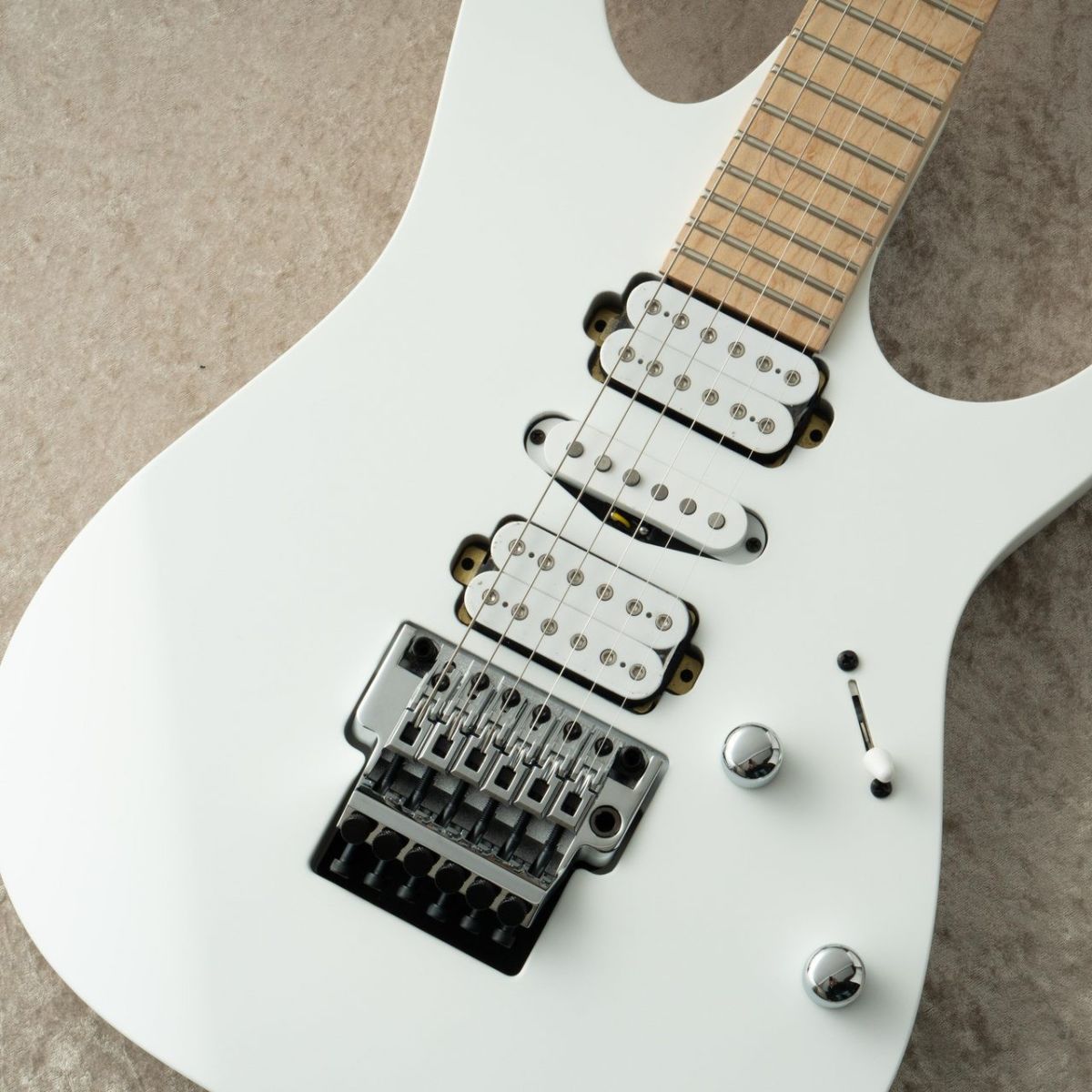 J-LINE RG6HSHMTR -White Flat / WHF- | 【クロサワ楽器店オンライン