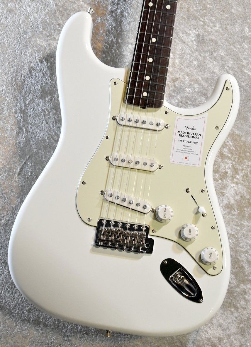 Made In Japan FSR Stratocaster ストラト Fender FSR made in japan Traditional 60s Stratocaster Walnut