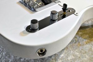 FSR Made in Japan Traditional 60s Telecaster White Blonde
