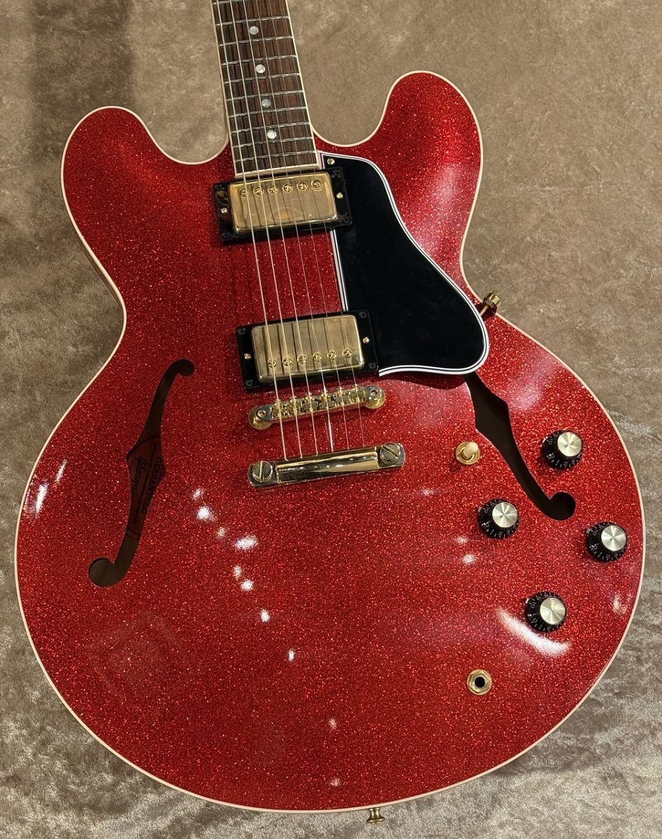 Gibson ES-335 赤 ハードケース付き Gibson ES-335 赤色 ハードケース付き Gibson ES-335 赤色