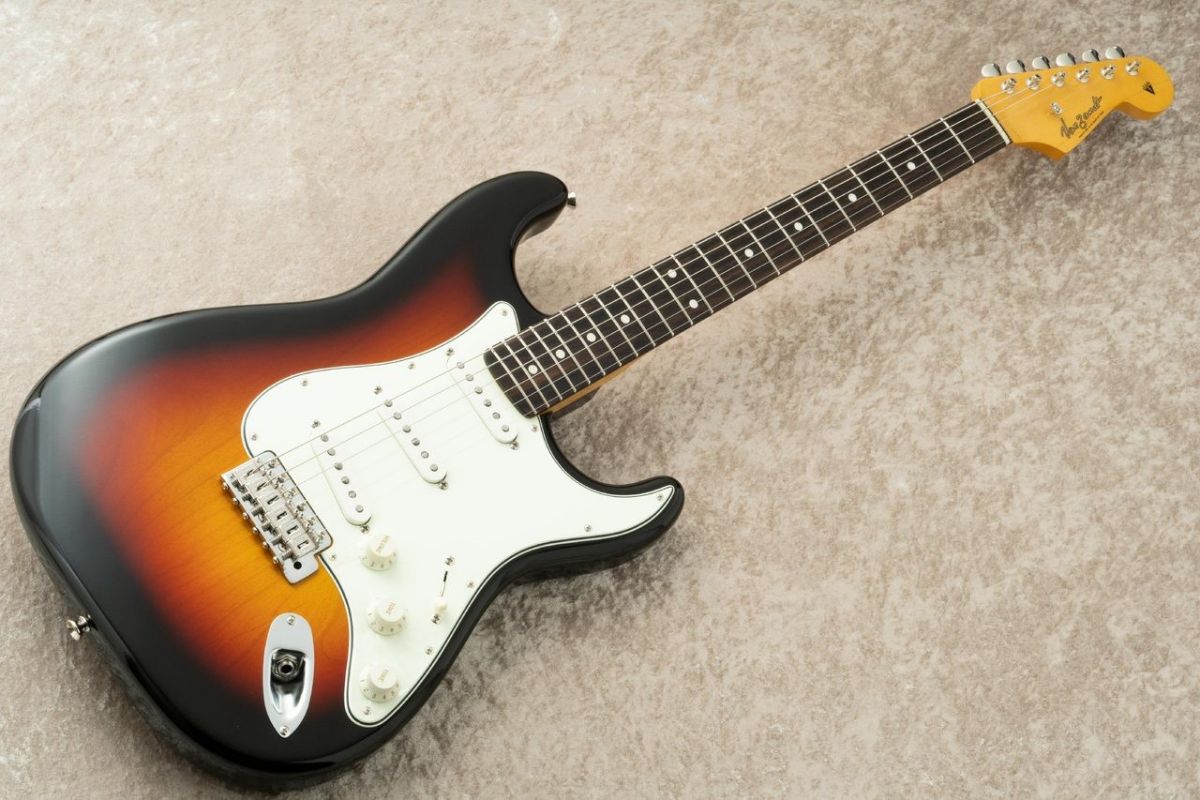 STV-R2 -3 Tone Sunburst- | 【クロサワ楽器店オンラインショップ