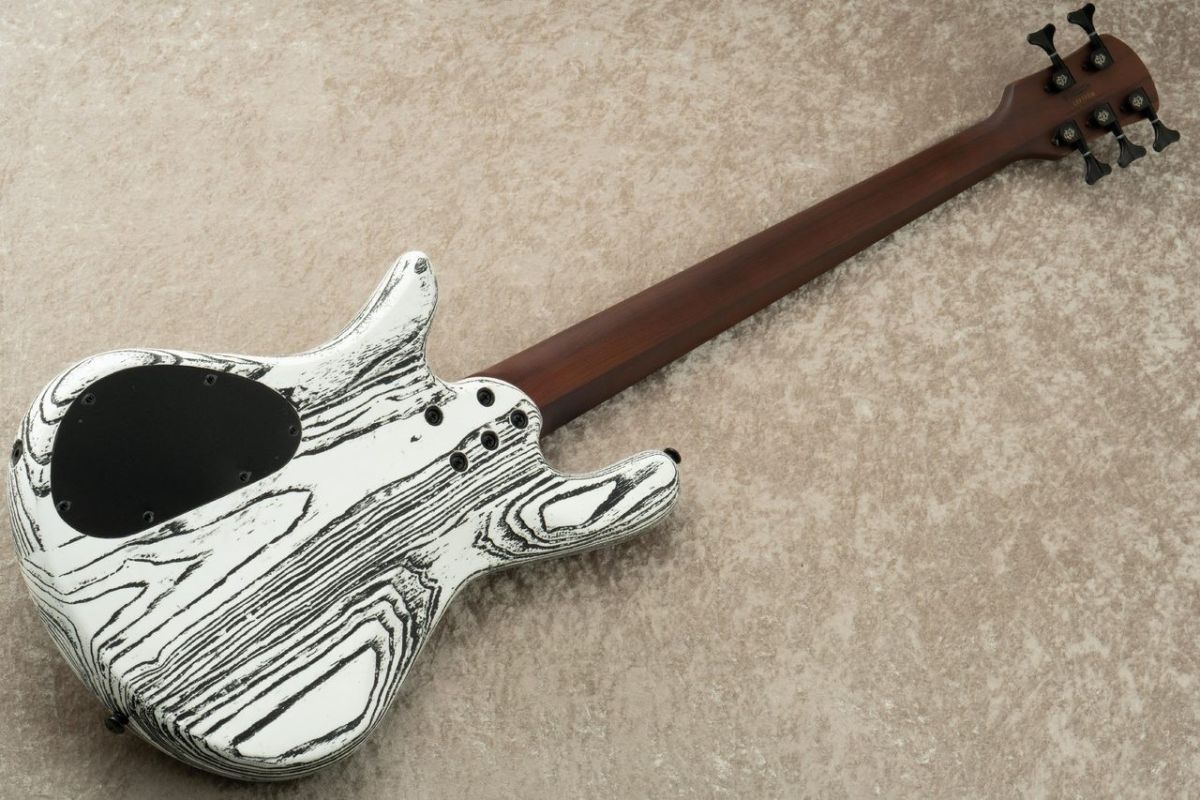 Japan Exclusive NS PULSE 5 Satin EX-LTD -White w/Black Fill