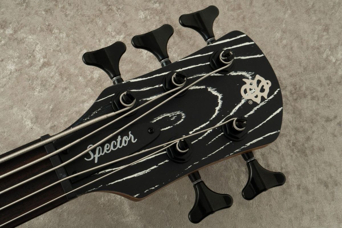 ☆Spector☆NS Seriese 5弦ベース Solid Black スルーネック EMG-HZ