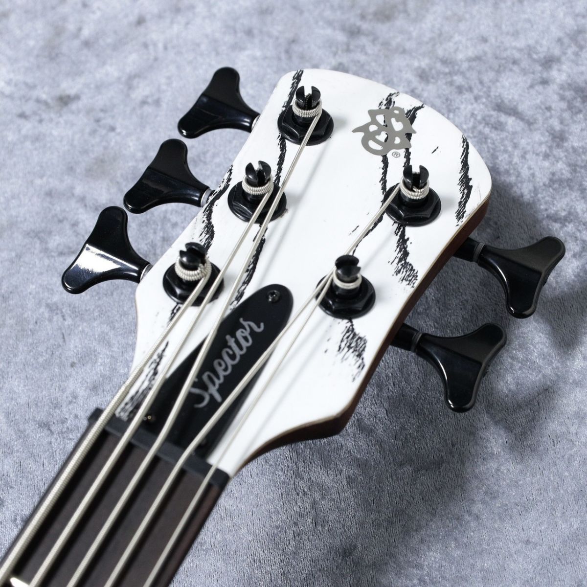 SPECTOR NS Pulse 4 Satin EX-LTD Japan Exclusive White w/Black Fill