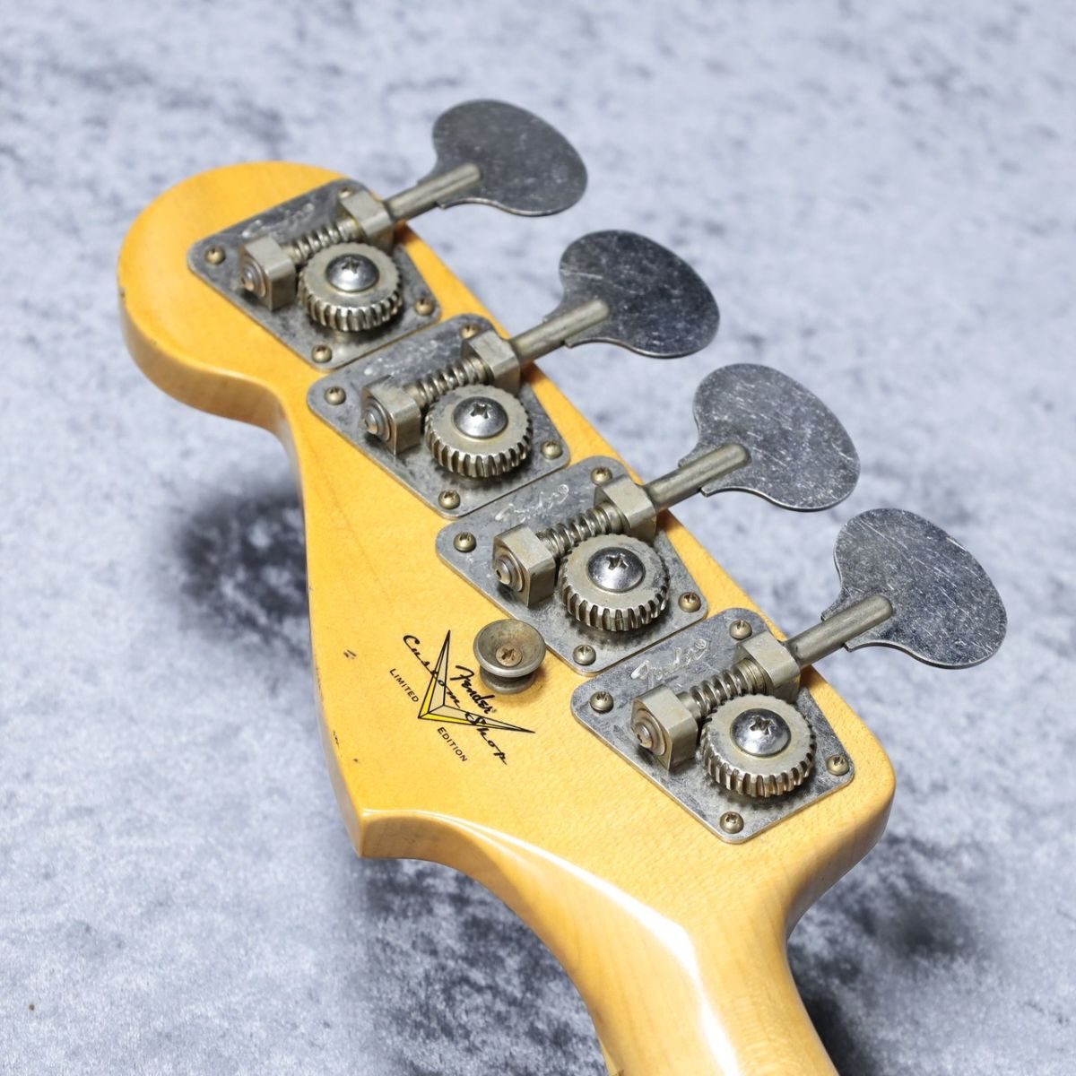 宅配便配送 Limited Edition Precision Bass SPECIAL JNR -Aged Dakota Red ベース