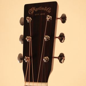 超美品　Martin 000-18 standard　2019年製 Martin 000-18 Standard #2931519【揺らめく杢目を持った個体】 - YouTube