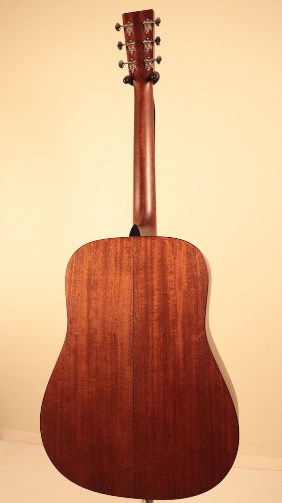 マーチンD-１８の出品です。 Martin D-18 （ビンテージ）【楽器検索デジマート】