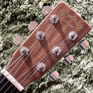 Martin DJR-10E エレアコ オール単板 StreetMaster Martin Redesigned 000C Jr E StreetMaster Solid Wood Acoustic